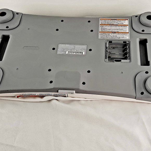 Nintendo Combo  Wii Fit Game With Wii Fit Balance Board - Picture 5 of 6